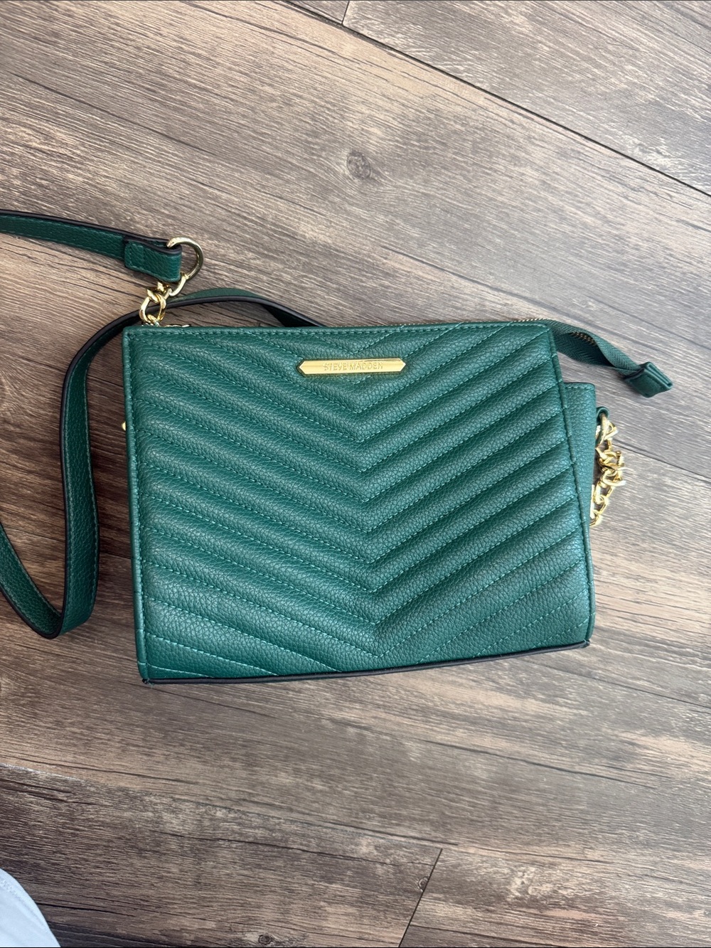 Steve Madden Emerald Quilted Chevron Crossbody with Gold Hardware